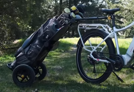 How to Carry Golf Clubs on a Bike